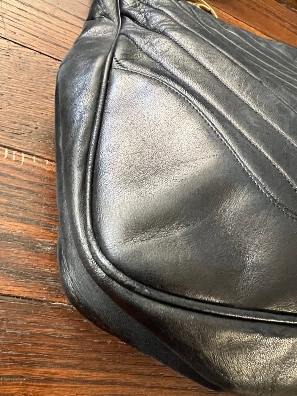 CHANEL CHEVRON VINTAGE TOTE HOBO BAG - Picture 8 of 13